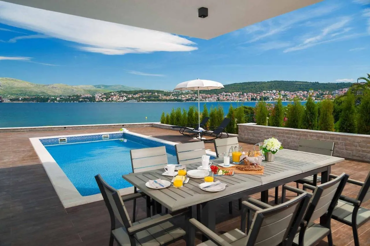Villa Trogir Twins 1 Croatia
