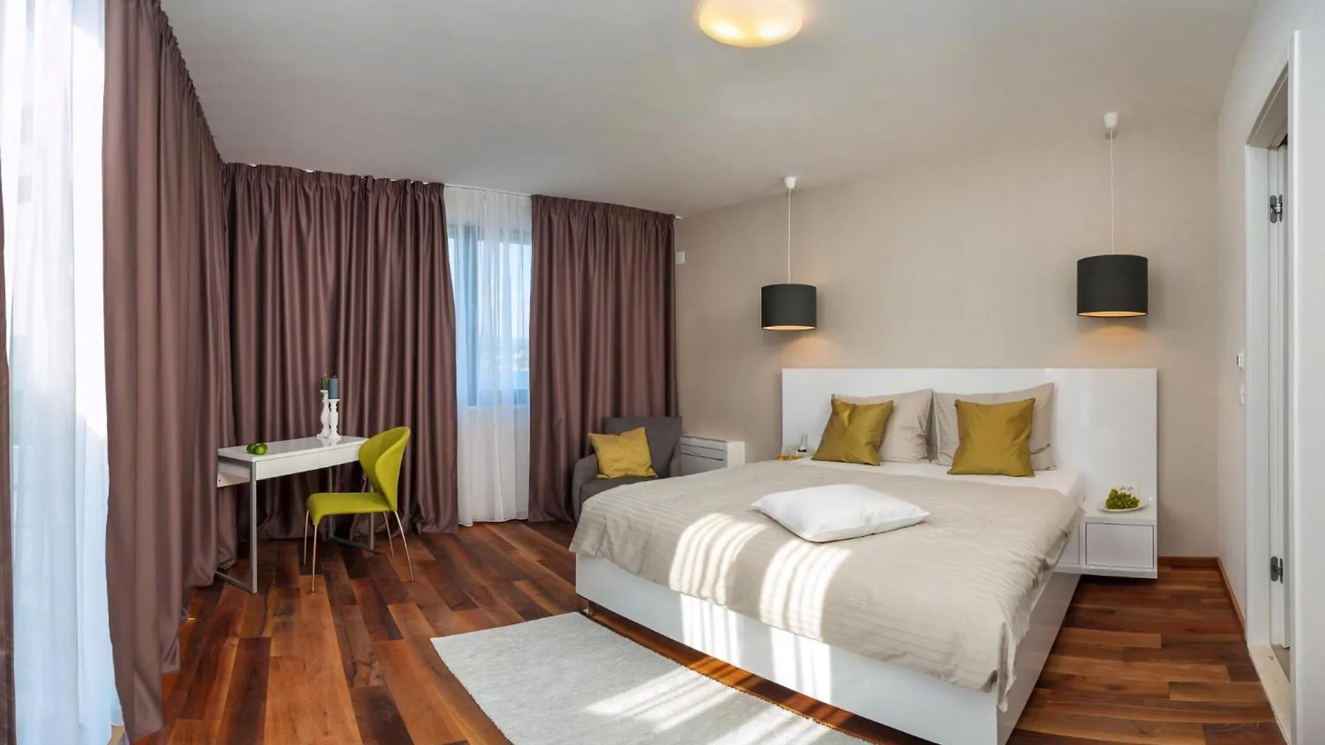 Villa Trogir Twins 1