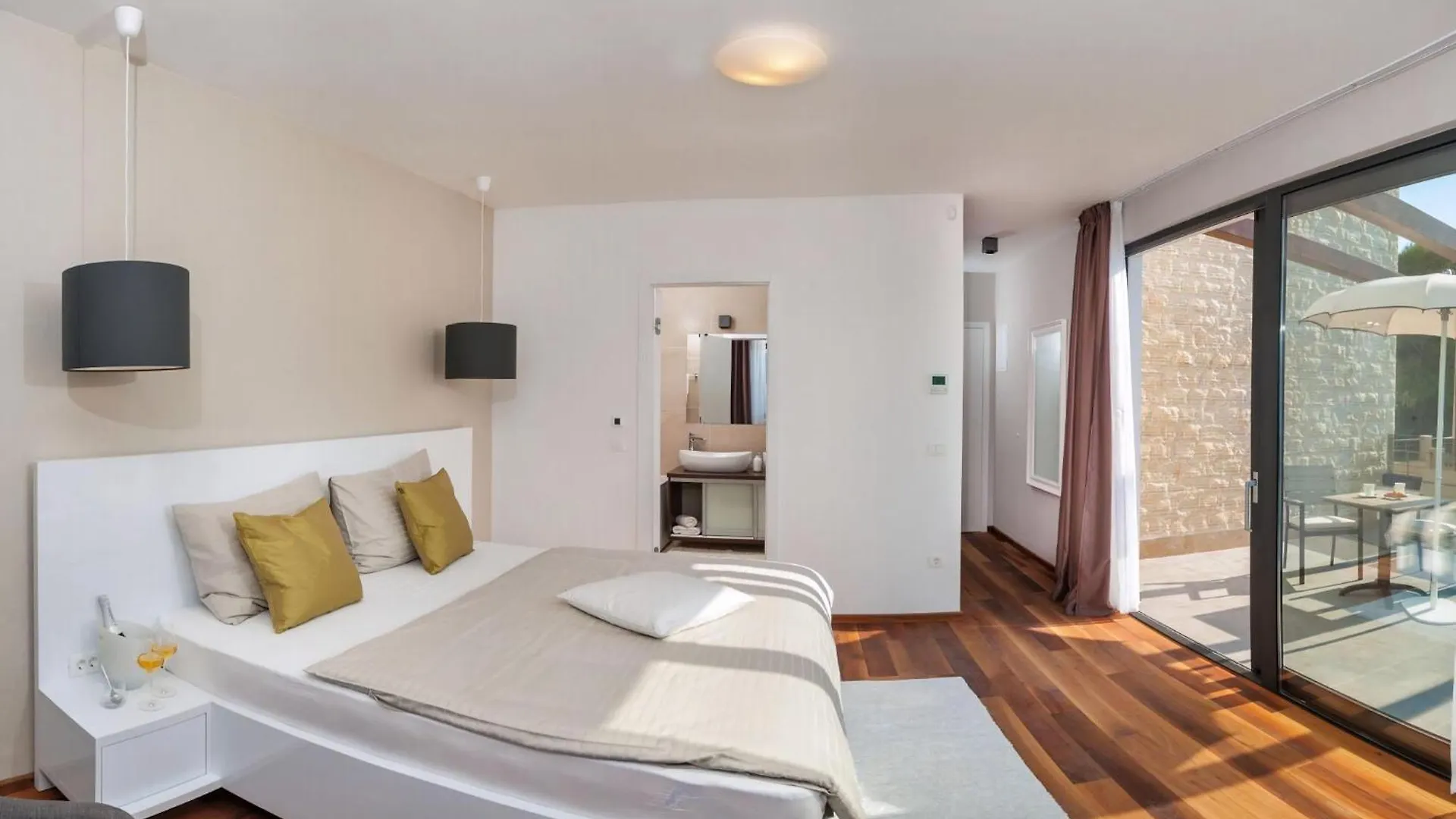 Villa Trogir Twins 1