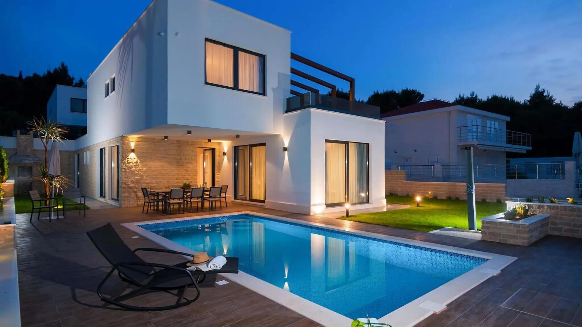 Villa Trogir Twins 1