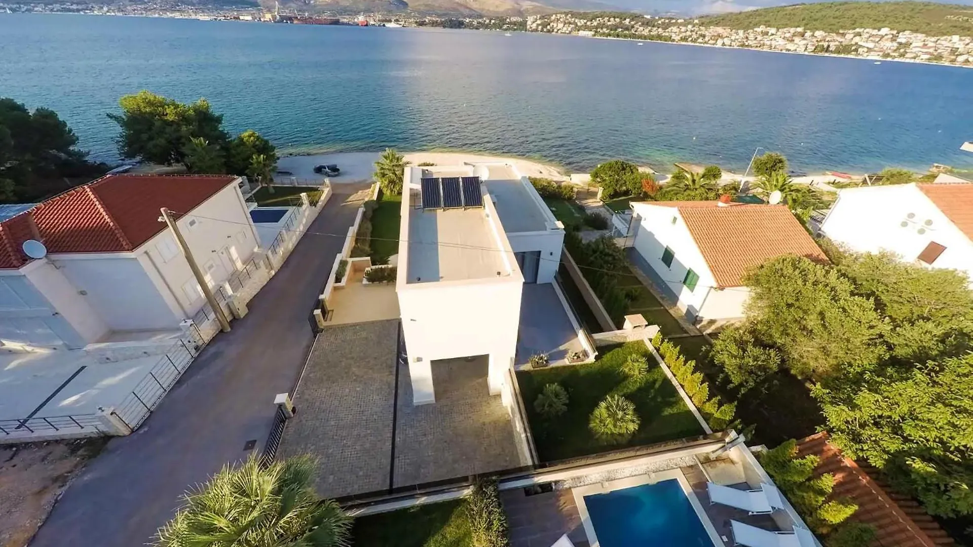 Villa Trogir Twins 1