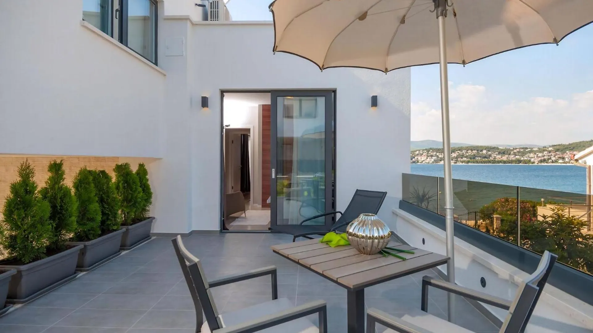 Villa Trogir Twins 1 0*,  Croatia