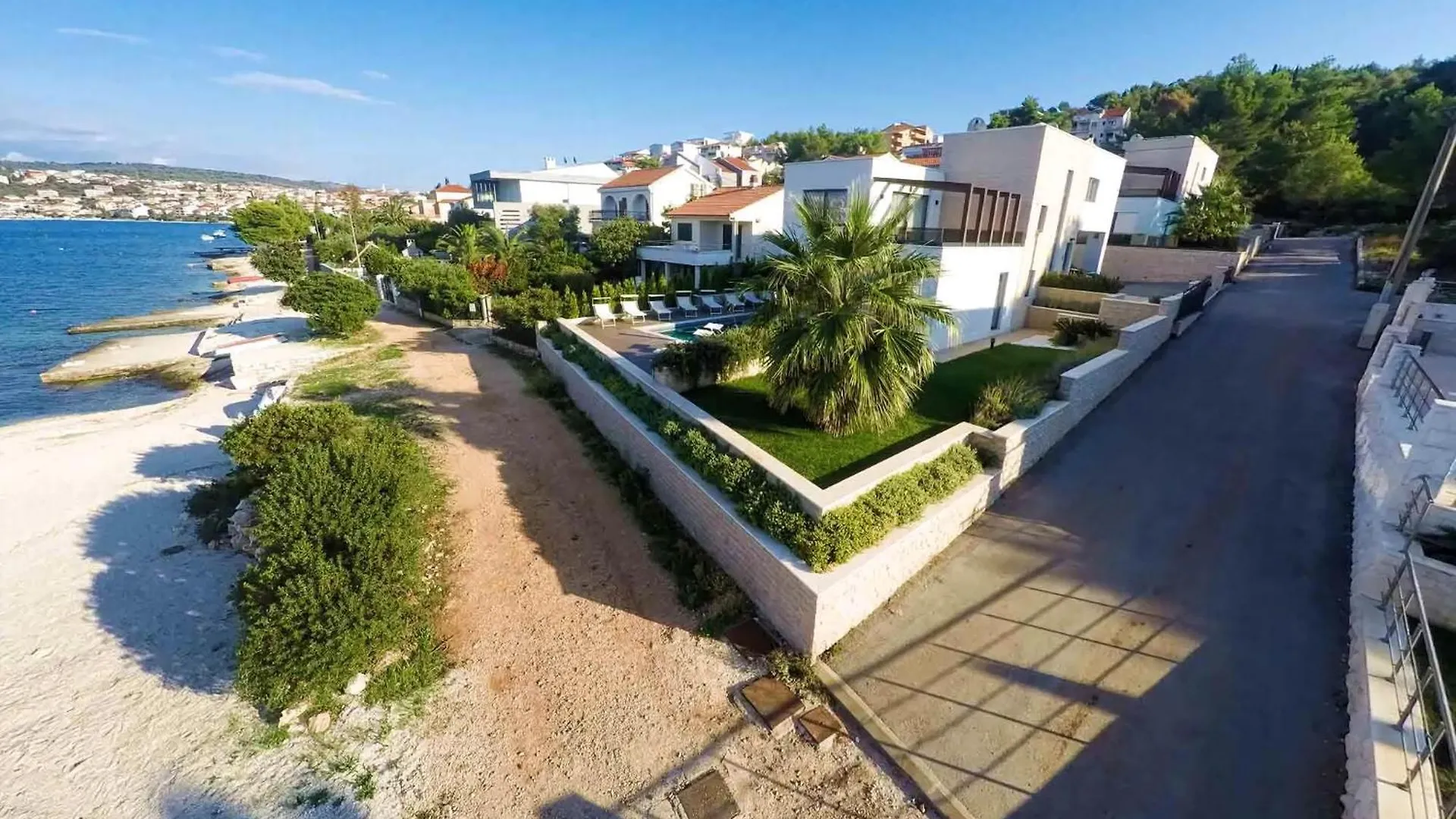 Villa Trogir Twins 1