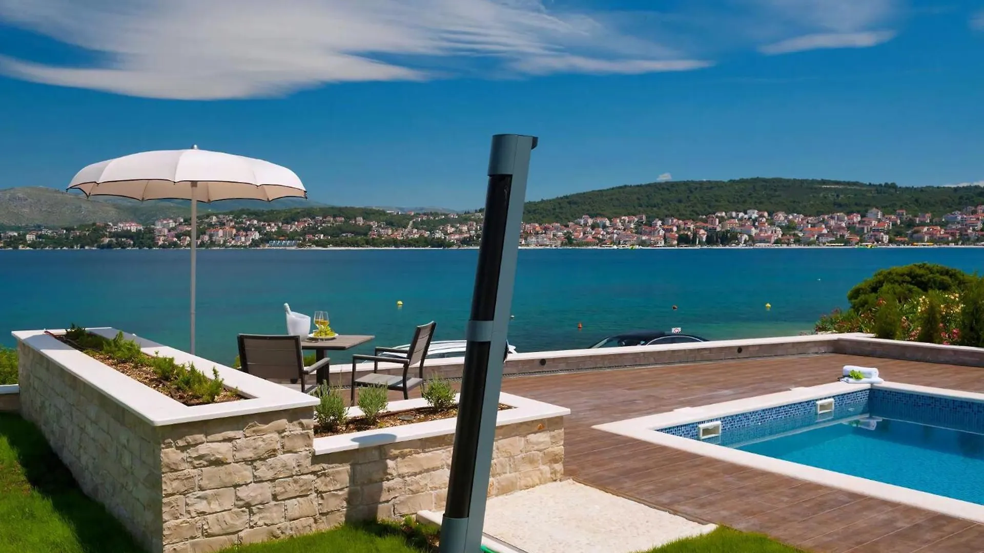 Villa Trogir Twins 1
