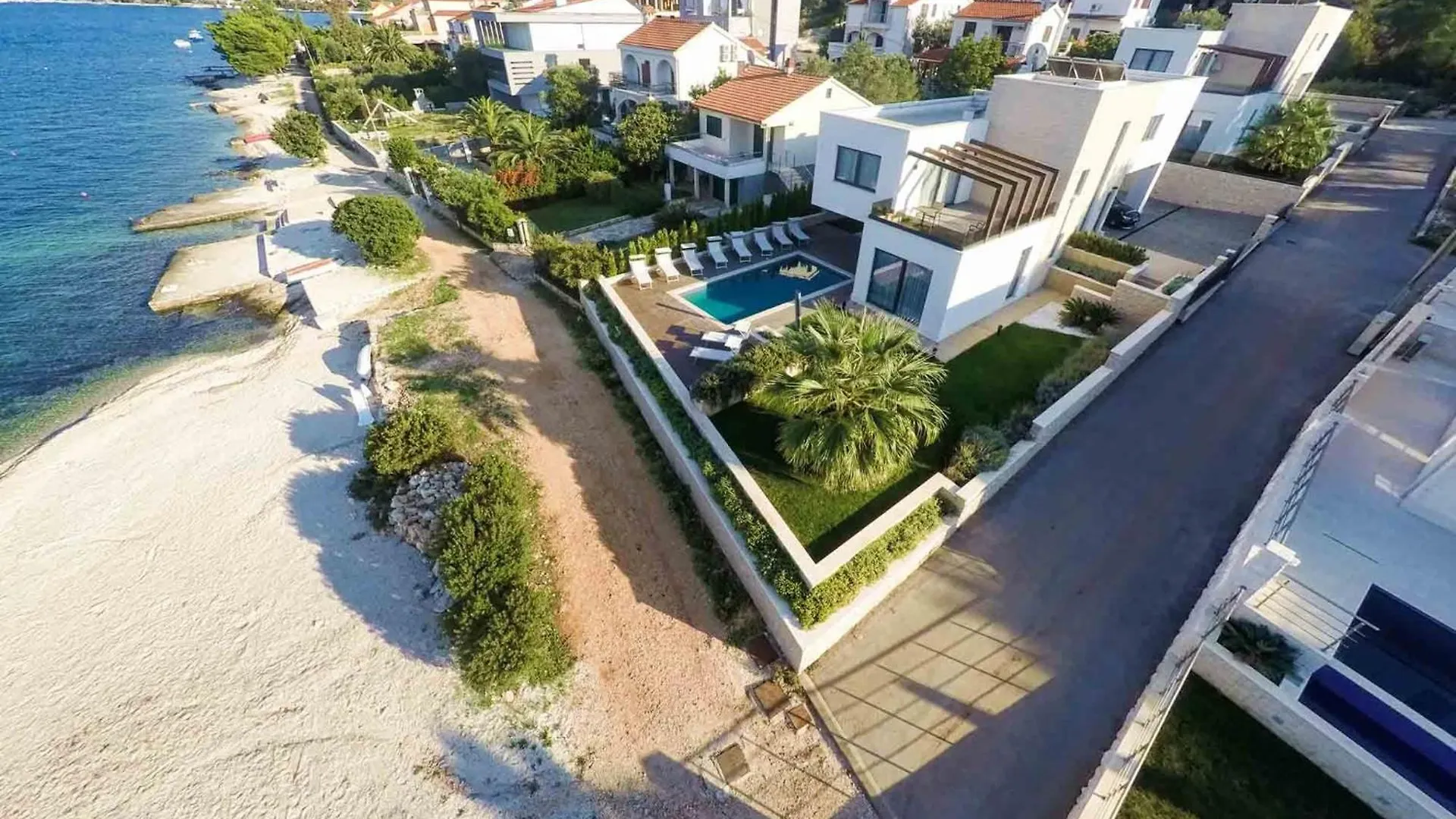 Villa Trogir Deluxe 1 6 Beautiful Bedrooms - Sea Front Private Pools - Sauna