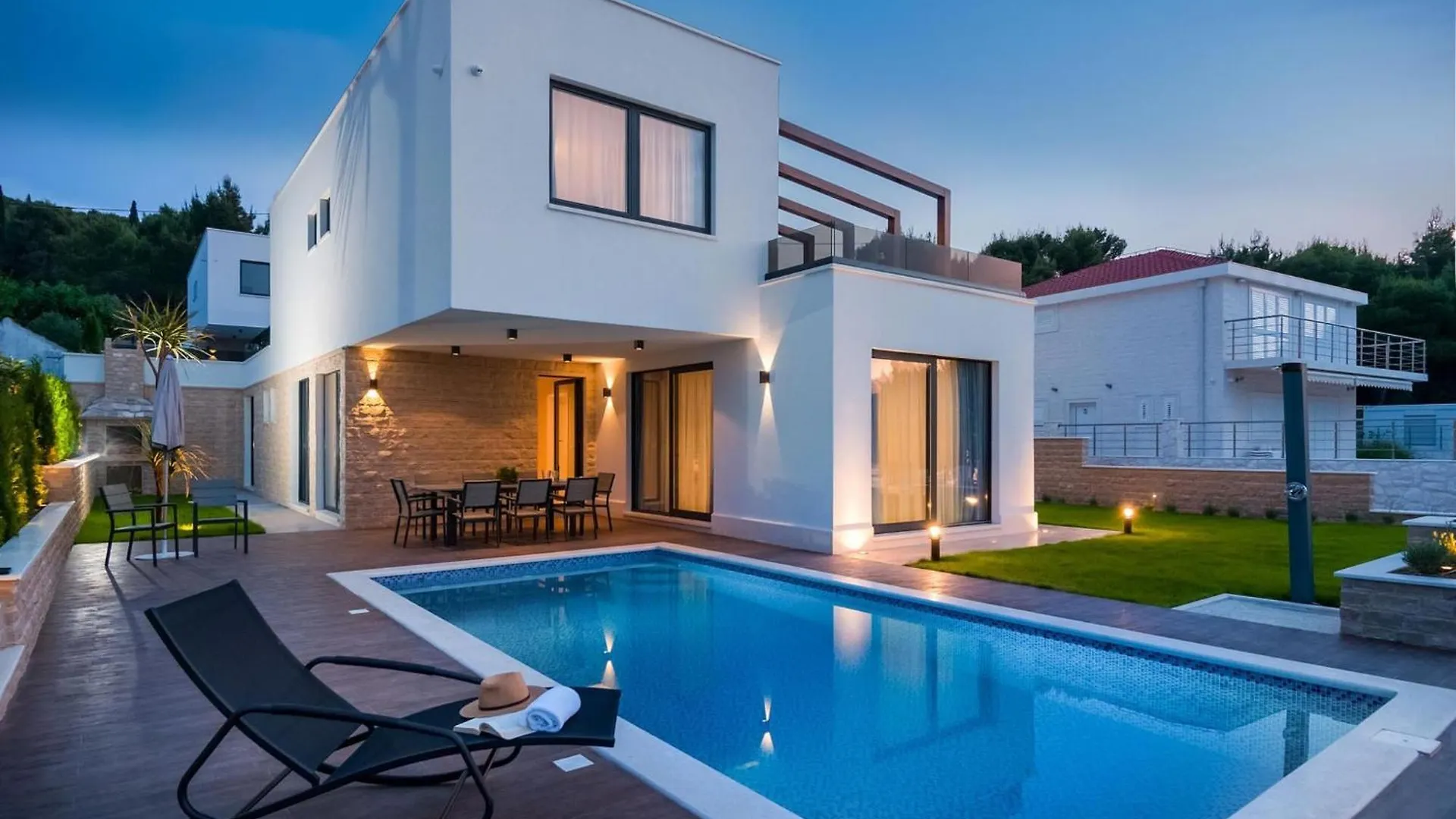 Villa Trogir Deluxe 1 6 Beautiful Bedrooms - Sea Front Private Pools - Sauna
