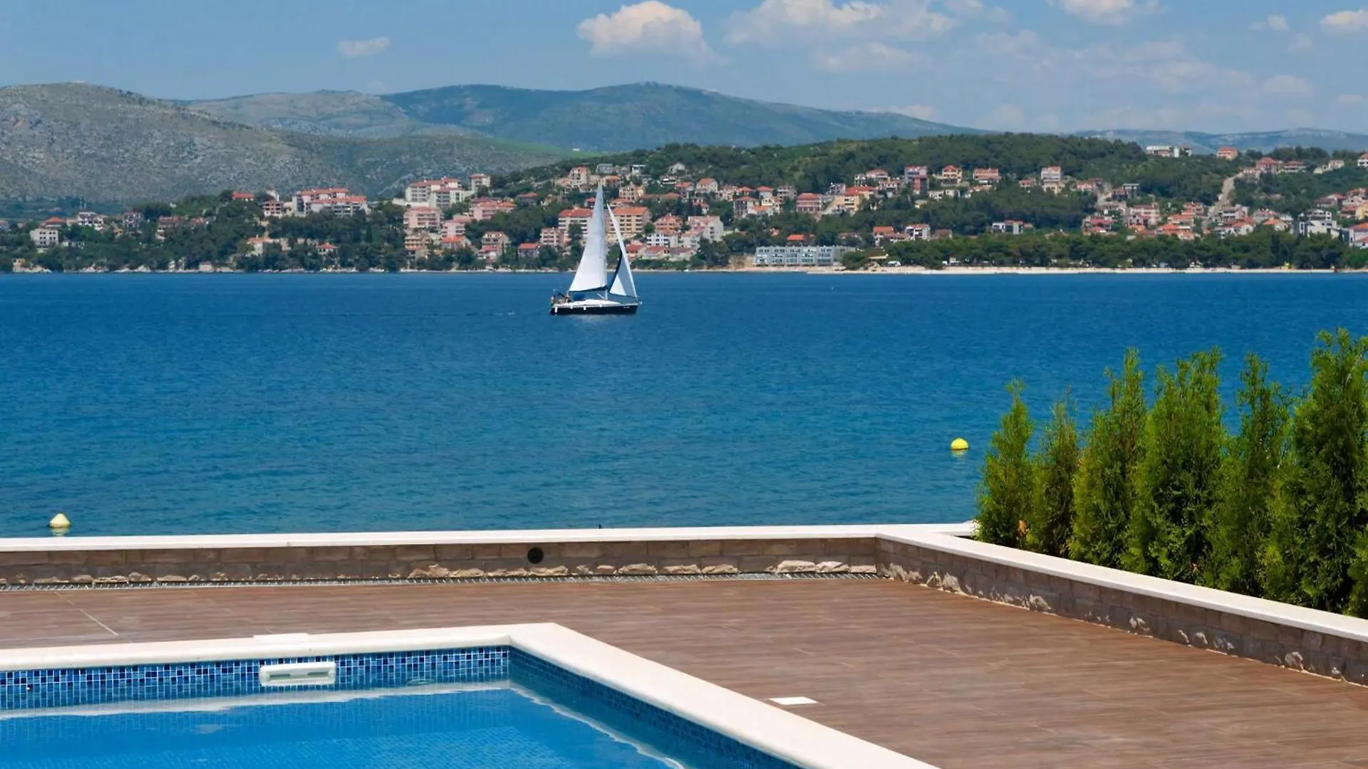 Villa Trogir Twins 1