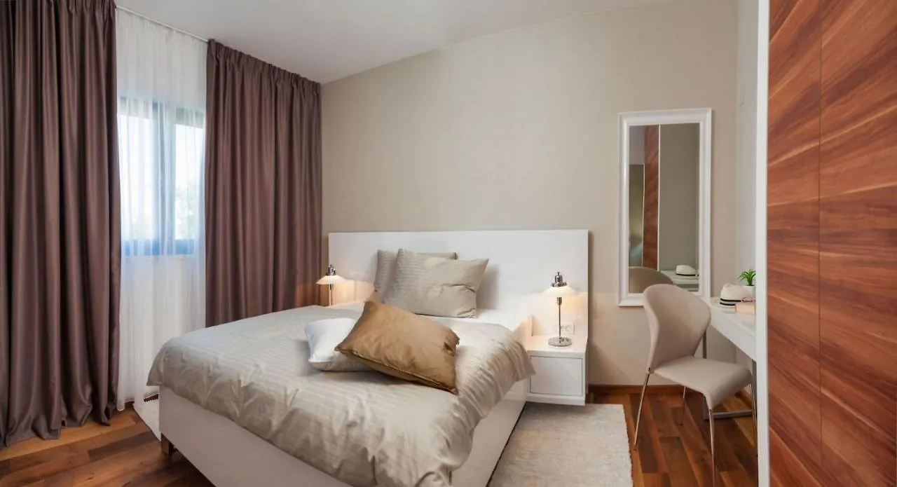 Villa Trogir Twins 1