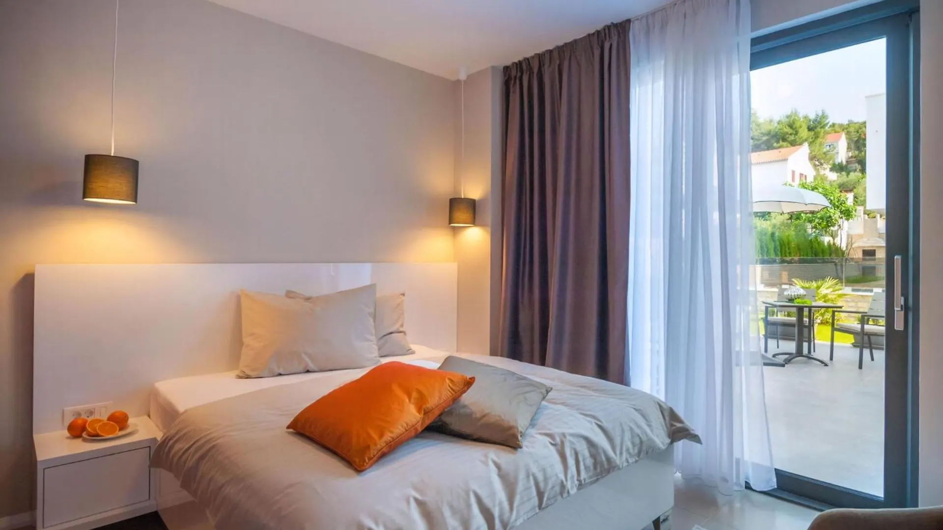 Villa Trogir Twins 1 0*,  Chorvatsko